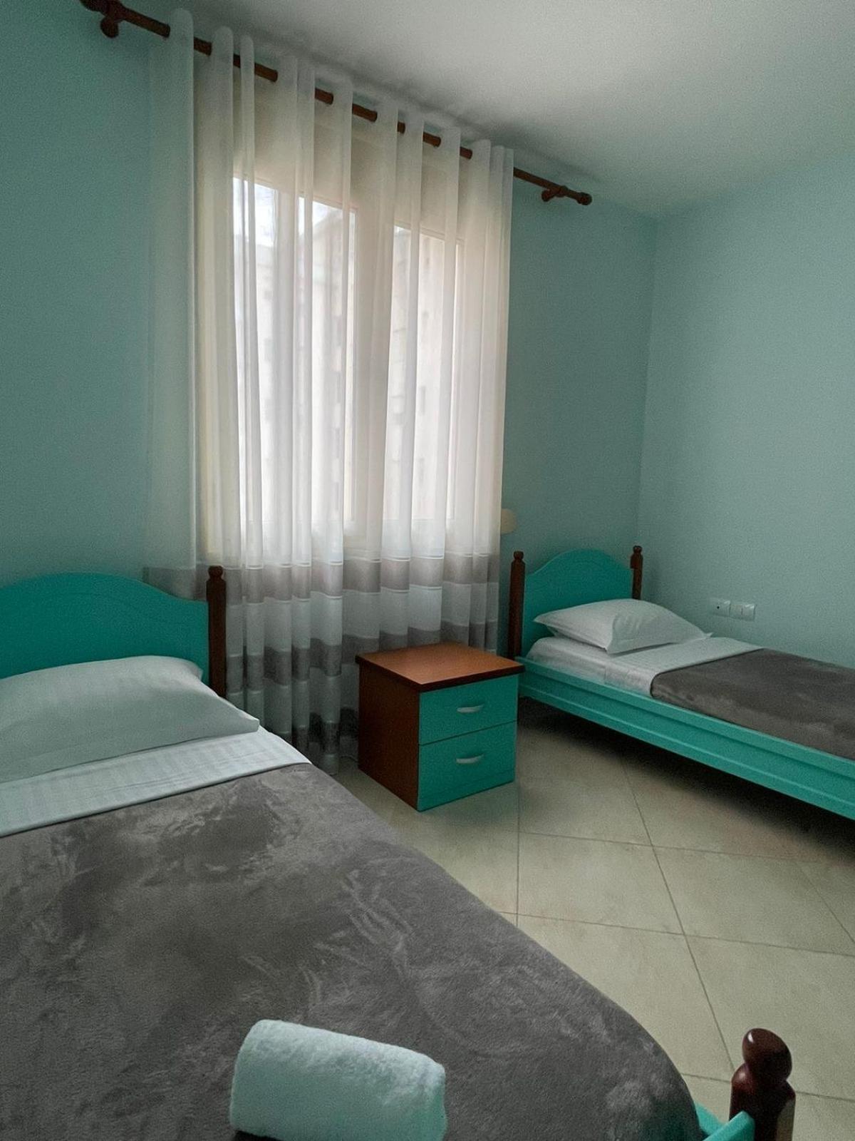 Visar Apartments Vlore Exterior photo